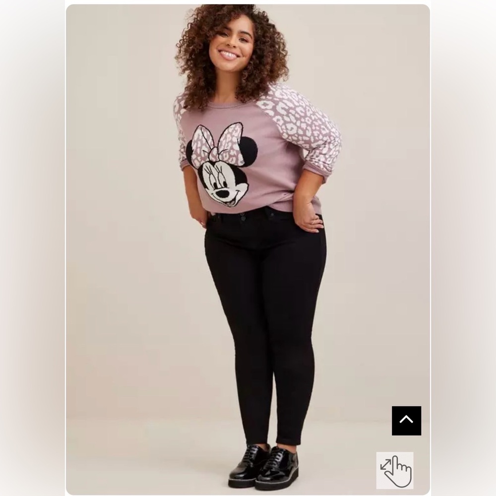 TORRID: Disney Minnie Mouse Pullover Leopard Raglan Sweater in Mauve - Picture 4 of 12